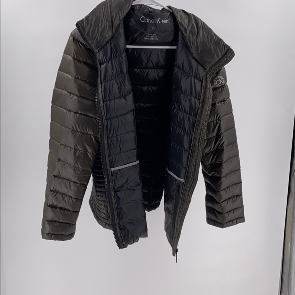 Calvin Klein puffer jacket, never worn